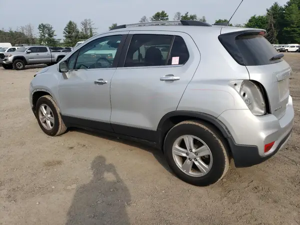 3GNCJPSB9JL365967 2018 CHEVROLET TRAX - Image 2