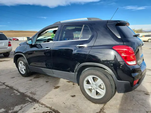 3GNCJPSB9KL170856 2019 CHEVROLET TRAX - Image 2
