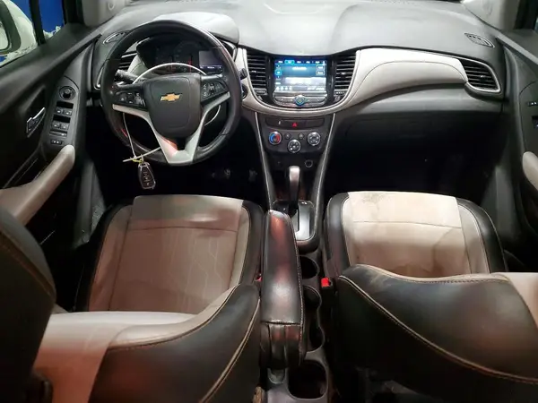 3GNCJPSB9KL214967 2019 CHEVROLET TRAX - Image 8