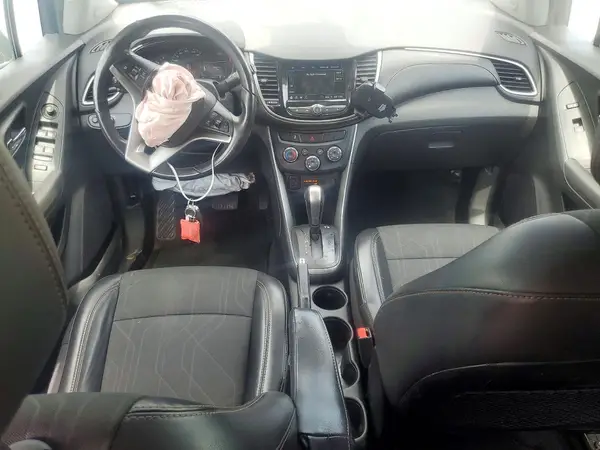 3GNCJPSB9KL221353 2019 CHEVROLET TRAX - Image 8