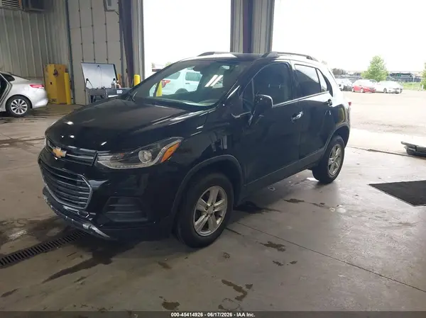 3GNCJPSB9KL223149 2019 CHEVROLET TRAX - Image 2