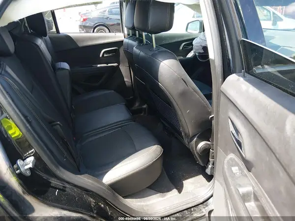 3GNCJPSB9KL248004 2019 CHEVROLET TRAX - Image 8