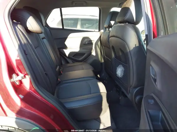 3GNCJPSB9KL356638 2019 CHEVROLET TRAX - Image 8