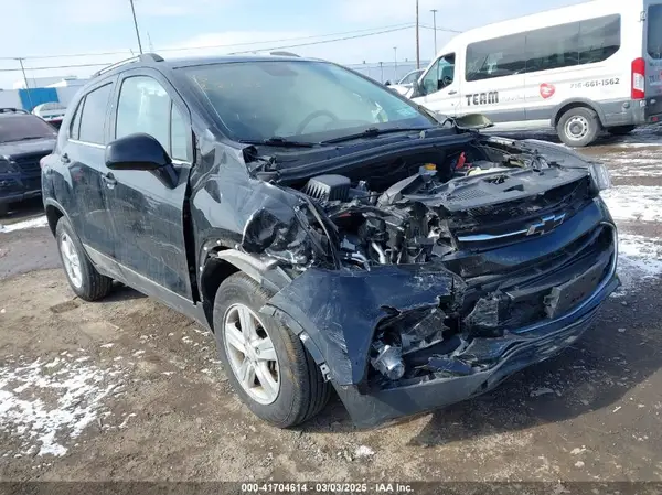 3GNCJPSB9KL359863 2019 CHEVROLET TRAX - Image 1
