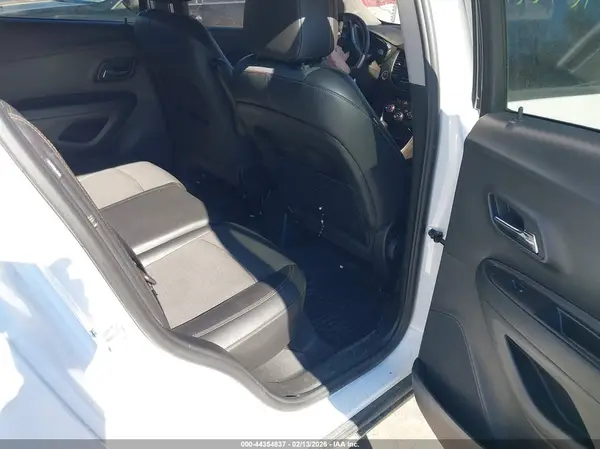 3GNCJPSB9LL180935 2020 CHEVROLET TRAX - Image 8
