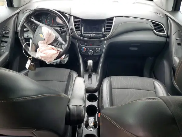 3GNCJPSB9LL181910 2020 CHEVROLET TRAX - Image 8