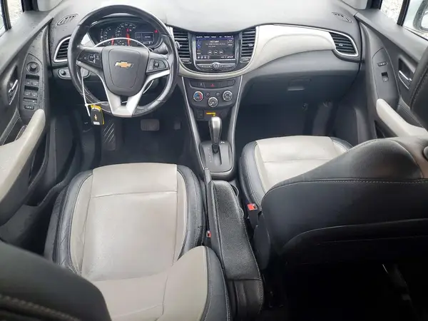 3GNCJPSB9LL196486 2020 CHEVROLET TRAX - Image 8
