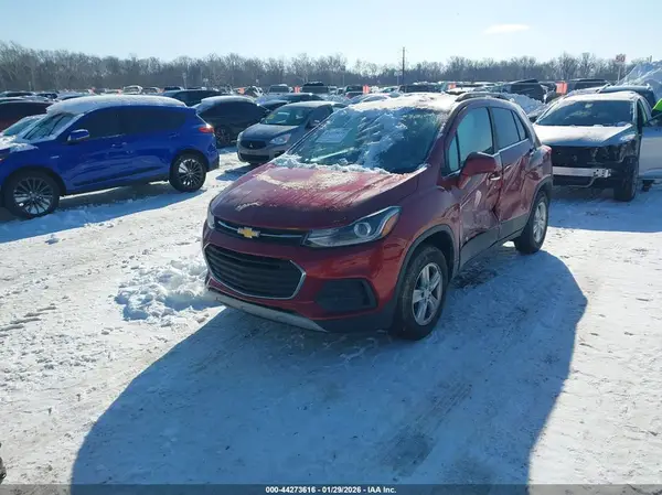 3GNCJPSB9LL223539 2020 CHEVROLET TRAX - Image 2