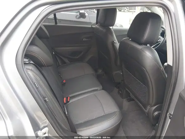 3GNCJPSB9LL302466 2020 CHEVROLET TRAX - Image 8