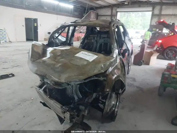 3GNCJPSB9LL329215 2020 CHEVROLET TRAX - Image 2