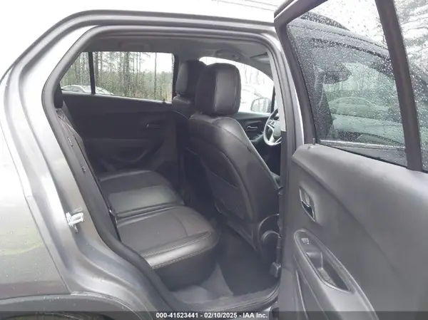 3GNCJPSB9LL331143 2020 CHEVROLET TRAX - Image 8