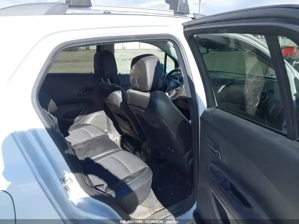 3GNCJPSBXGL181386 2016 CHEVROLET TRAX - Image 8