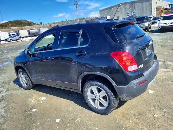 3GNCJPSBXGL198074 2016 CHEVROLET TRAX - Image 2