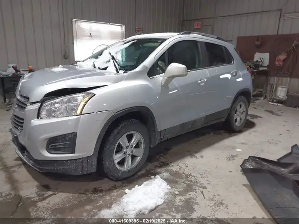 3GNCJPSBXGL239917 2016 CHEVROLET TRAX - Image 2
