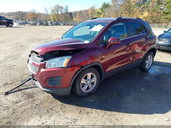 3GNCJPSBXGL246088 2016 CHEVROLET TRAX - Image 2