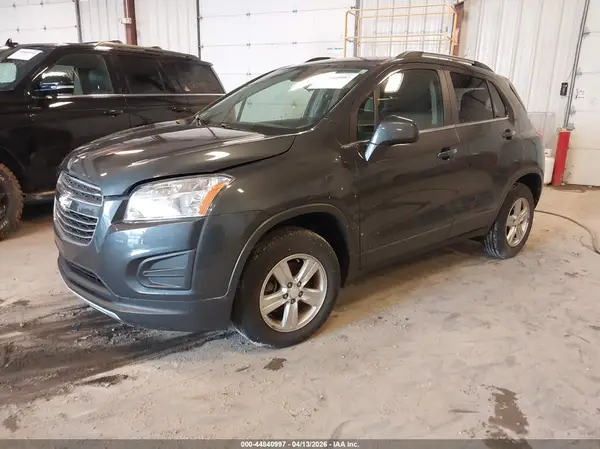 3GNCJPSBXGL260055 2016 CHEVROLET TRAX - Image 2