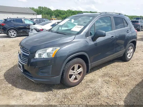 3GNCJPSBXGL273985 2016 CHEVROLET TRAX - Image 2