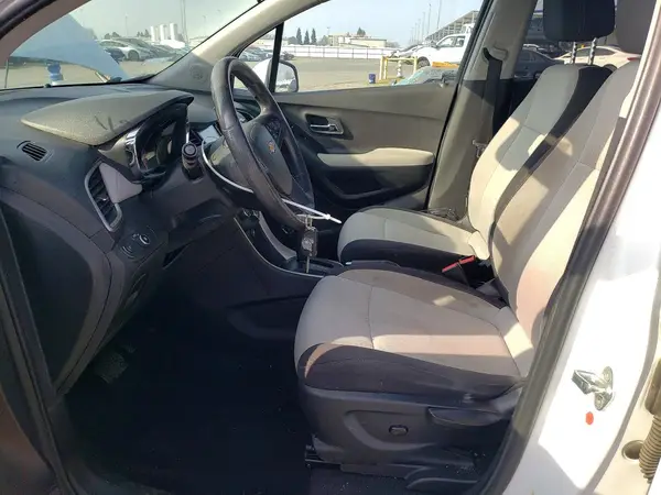 3GNCJPSBXHL142671 2017 CHEVROLET TRAX - Image 8