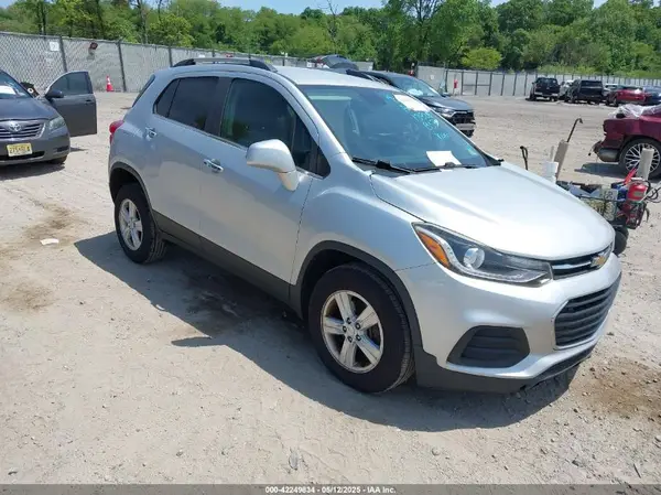 3GNCJPSBXHL148504 2017 CHEVROLET TRAX - Image 1