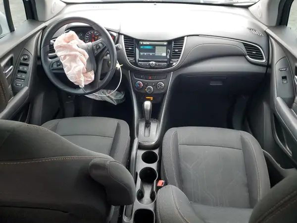 3GNCJPSBXHL167585 2017 CHEVROLET TRAX - Image 8