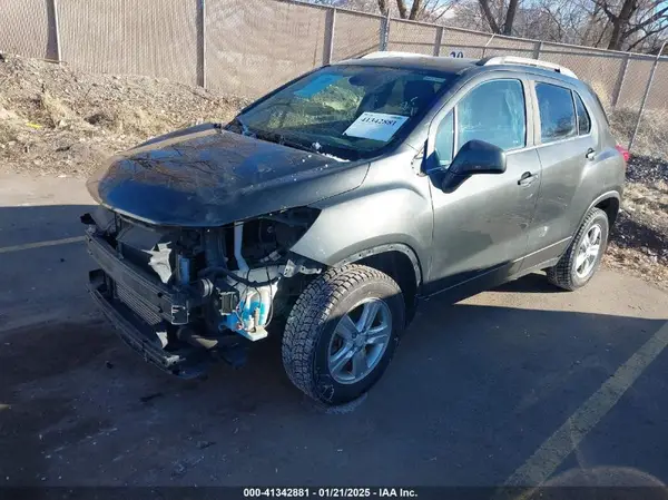 3GNCJPSBXHL178800 2017 CHEVROLET TRAX - Image 2
