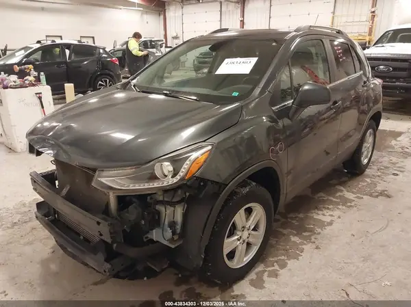 3GNCJPSBXHL287516 2017 CHEVROLET TRAX - Image 2