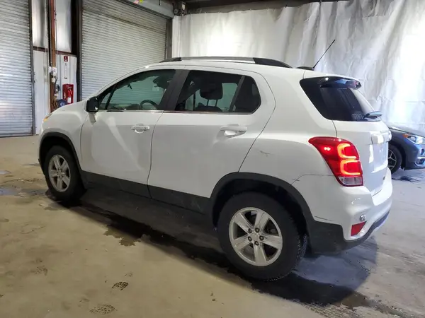 3GNCJPSBXJL159203 2018 CHEVROLET TRAX - Image 2