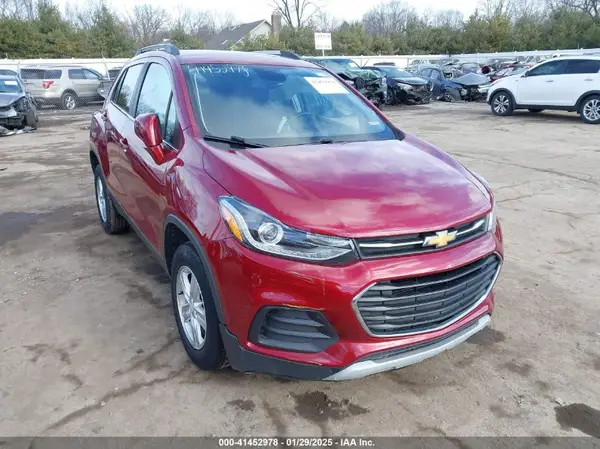 3GNCJPSBXJL176194 2018 CHEVROLET TRAX - Image 1