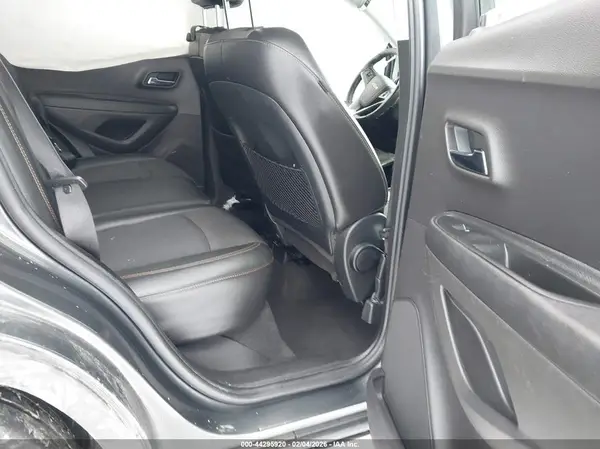 3GNCJPSBXJL248236 2018 CHEVROLET TRAX - Image 8