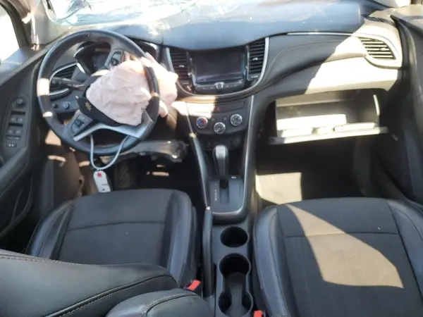 3GNCJPSBXJL357988 2018 CHEVROLET TRAX - Image 8