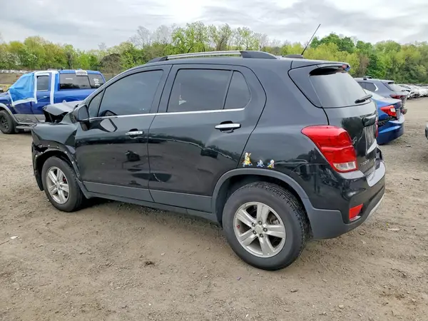 3GNCJPSBXKL124808 2019 CHEVROLET TRAX - Image 2