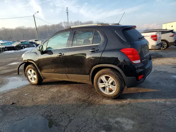 3GNCJPSBXKL144203 2019 CHEVROLET TRAX - Image 2
