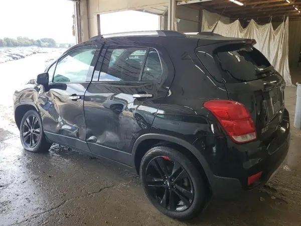 3GNCJPSBXKL229476 2019 CHEVROLET TRAX - Image 2