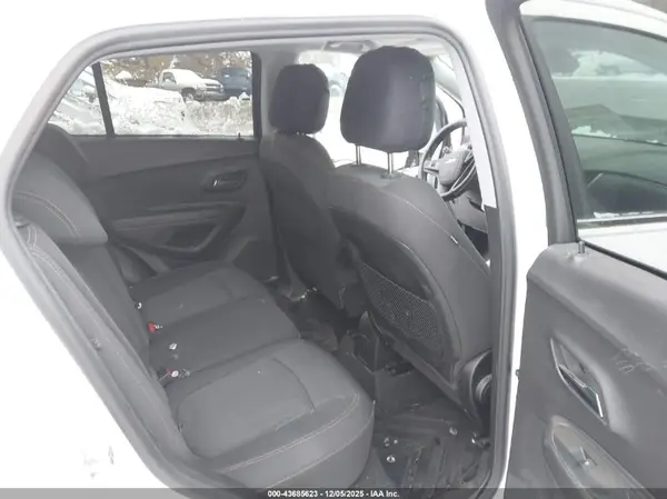3GNCJPSBXKL230773 2019 CHEVROLET TRAX - Image 8