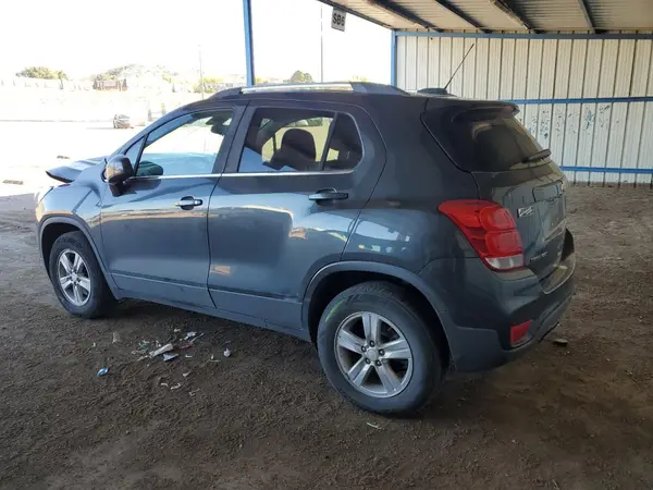 3GNCJPSBXKL257004 2019 CHEVROLET TRAX - Image 2
