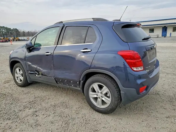 3GNCJPSBXKL295915 2019 CHEVROLET TRAX - Image 2