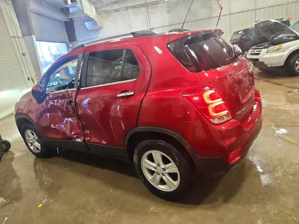 3GNCJPSBXKL311451 2019 CHEVROLET TRAX - Image 2