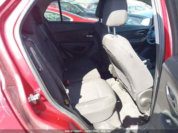 3GNCJPSBXKL367504 2019 CHEVROLET TRAX - Image 8