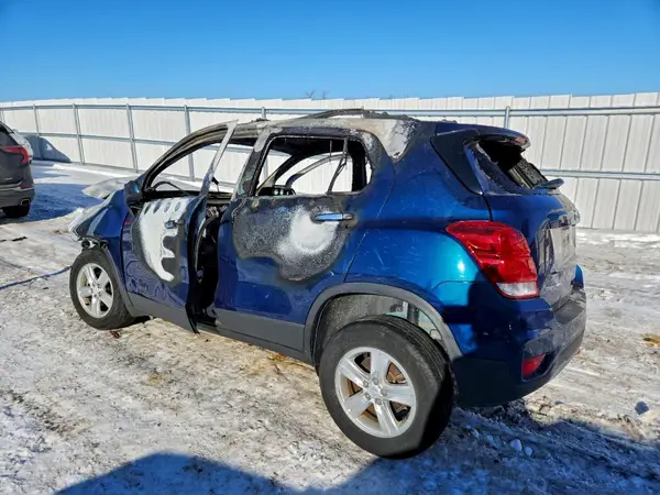 3GNCJPSBXLL147359 2020 CHEVROLET TRAX - Image 2