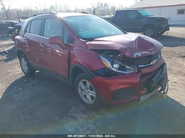 3GNCJPSBXLL150939 2020 CHEVROLET TRAX - Image 1