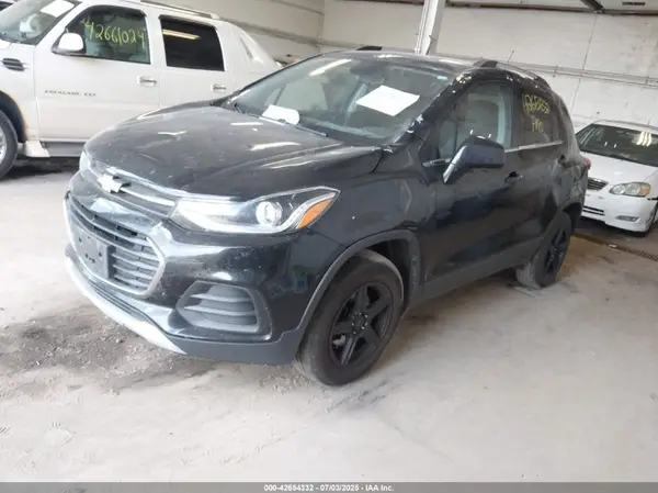 3GNCJPSBXLL170480 2020 CHEVROLET TRAX - Image 2