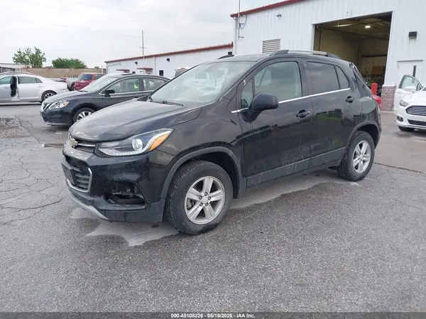 3GNCJPSBXLL216230 2020 CHEVROLET TRAX - Image 2
