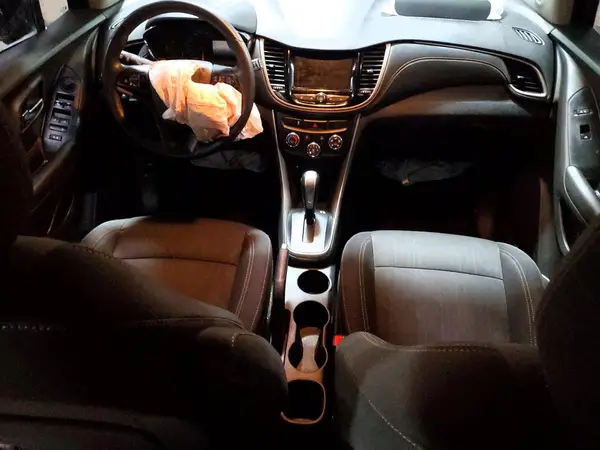 3GNCJPSBXLL217135 2020 CHEVROLET TRAX - Image 8