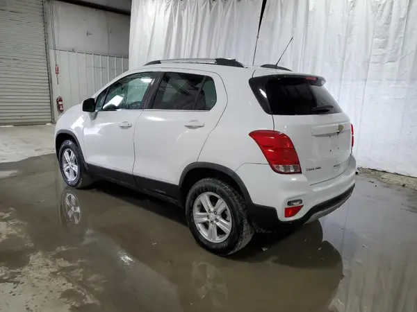 3GNCJPSBXLL265332 2020 CHEVROLET TRAX - Image 2