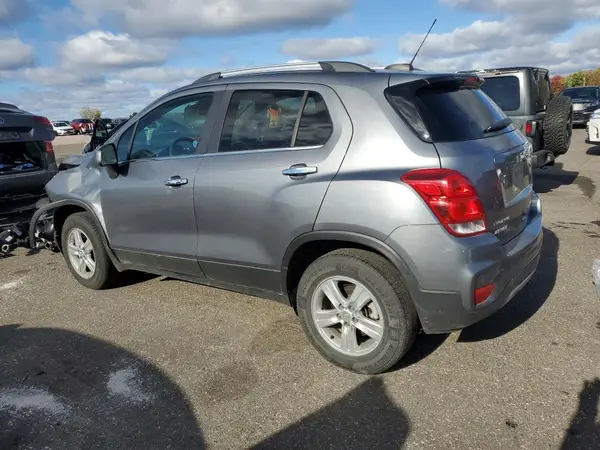 3GNCJPSBXLL302735 2020 CHEVROLET TRAX - Image 2