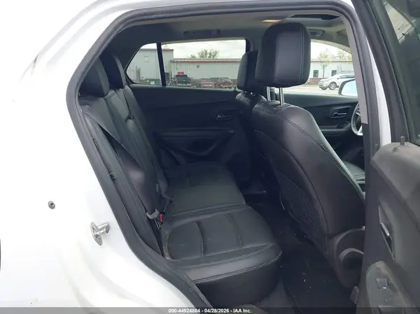3GNCJRSB0GL129230 2016 CHEVROLET TRAX - Image 8