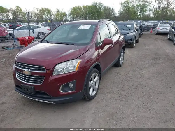 3GNCJRSB0GL176029 2016 CHEVROLET TRAX - Image 2