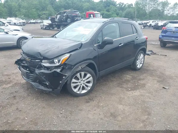 3GNCJRSB0HL186884 2017 CHEVROLET TRAX - Image 2