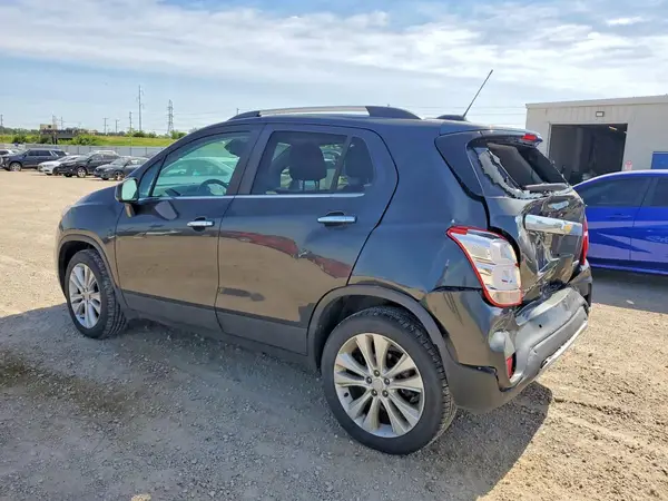 3GNCJRSB0HL205191 2017 CHEVROLET TRAX - Image 2