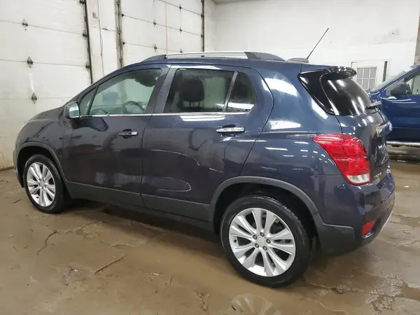 3GNCJRSB0JL243820 2018 CHEVROLET TRAX - Image 2